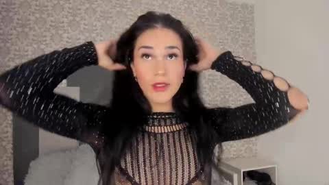 Snapshot of isa_little_star chatting on September 2025 02:17:02 PM Isa online show from September 2025 02:17:02 PM