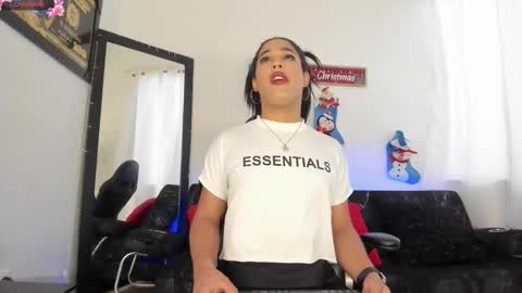 isabella online show from December 2025 09:20:01 PM