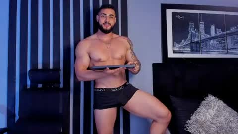 Snapshot of isaac_connor1 chatting on June 2026 11:00:01 PM Isaac online show from June 2026 11:00:01 PM
