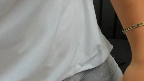 isaac_cryston online show from February 2025 06:13:02 PM