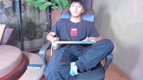 isaac_grimm online show from February 2026 03:16:02 AM