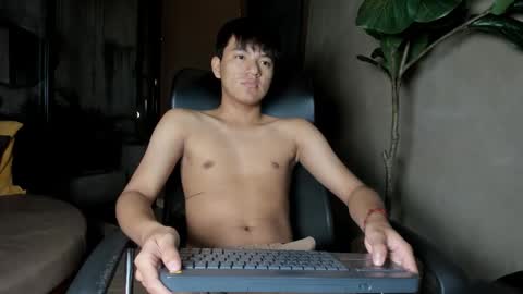 isaac_grimm online show from February 2026 03:13:01 AM