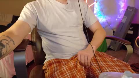 isaac online show from September 2025 01:32:01 PM