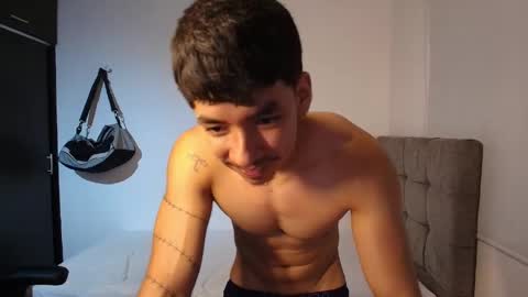 muscle isaac online show from April 2026 10:56:02 PM