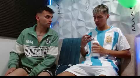 Isaac tan online show from September 2025 08:03:01 AM