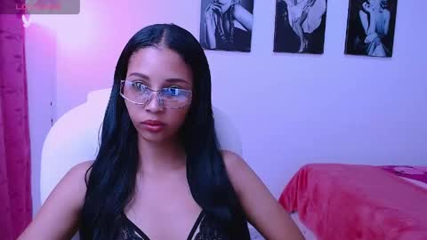 isabel online show from May 2026 01:54:02 AM
