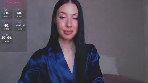 Bella online show from September 2025 12:43:02 PM