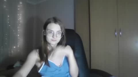 Snapshot of isabel_loveee chatting on January 2026 09:09:02 PM isabel_loveee online show from January 2026 09:09:02 PM