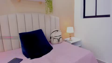 isabel_palmer online show from July 2026 06:57:02 PM