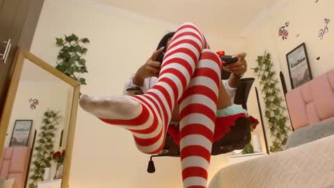 I S A online show from January 2025 05:17:01 PM