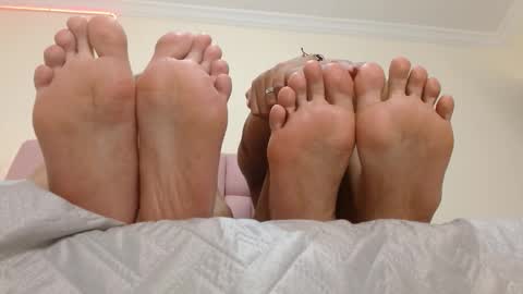 I S A online show from October 2025 03:12:02 PM