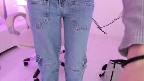 isabela_fiorelli online show from November 2025 01:12:02 PM