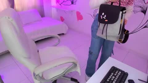isabela_fiorelli online show from December 2025 01:05:02 PM