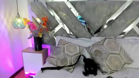 Mommy Isa online show from July 2026 12:44:01 PM