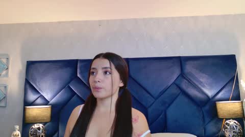 IsabelaCampbell online show from May 2026 06:47:02 PM