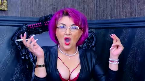 Isabella Conte online show from September 2025 07:15:02 PM