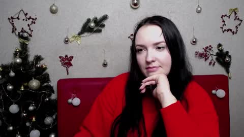 IsabelBlackberry online show from December 2024 12:16:02 PM