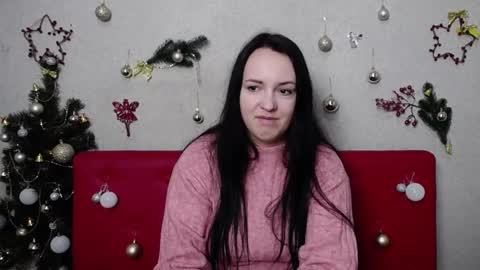 IsabelBlackberry online show from December 2024 12:05:02 PM