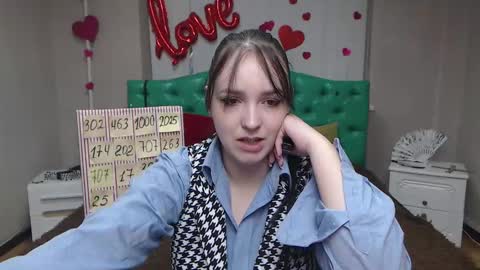 IsabelBlackberry online show from February 2026 06:35:01 AM