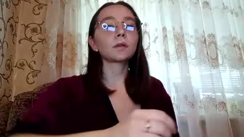 Isabel online show from July 2026 12:52:01 PM