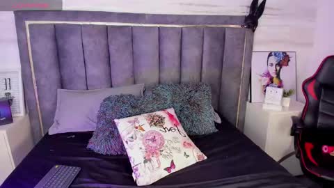 isabella Fox online show from February 2025 03:21:02 AM