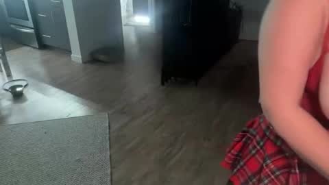 Snapshot of isabella312 chatting on February 2026 07:51:01 AM isabella312 online show from February 2026 07:51:01 AM