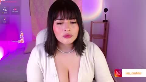 isabella online show from March 2025 02:08:02 AM