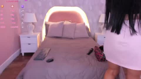 isabella__milf online show from May 2026 07:09:01 PM