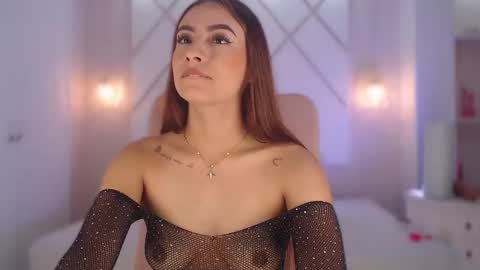 Snapshot of isabella__shine chatting on September 2025 03:00:02 PM Isa online show from September 2025 03:00:02 PM