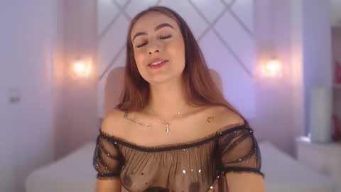 Snapshot of isabella__shine chatting on September 2025 01:55:01 PM Isa online show from September 2025 01:55:01 PM