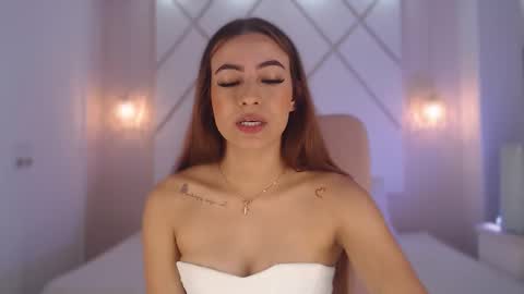 Snapshot of isabella__shine chatting on September 2025 04:10:02 PM Isa online show from September 2025 04:10:02 PM