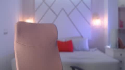 Snapshot of isabella__shine chatting on October 2025 04:04:02 PM Isa online show from October 2025 04:04:02 PM