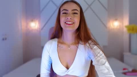 Snapshot of isabella__shine chatting on November 2025 03:12:02 PM Isa online show from November 2025 03:12:02 PM