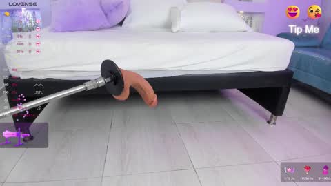 Isa online show from February 2025 03:37:01 AM