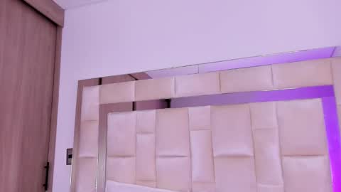 Snapshot of isabella_gomez11 chatting on January 2025 09:39:02 PM isabella_gomez11 online show from January 2025 09:39:02 PM