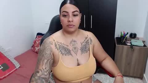  estefania online show from January 2025 10:10:02 AM