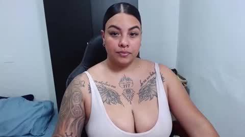  estefania online show from February 2025 09:13:02 AM