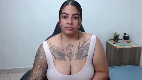  estefania online show from February 2025 08:47:02 AM