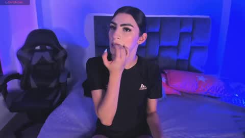 Isabella Moon9 online show from April 2026 11:56:01 AM