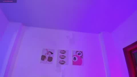 Isabella Moon9 online show from May 2026 12:21:01 PM