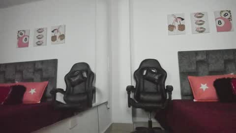Isabella Moon9 online show from May 2026 11:27:02 AM