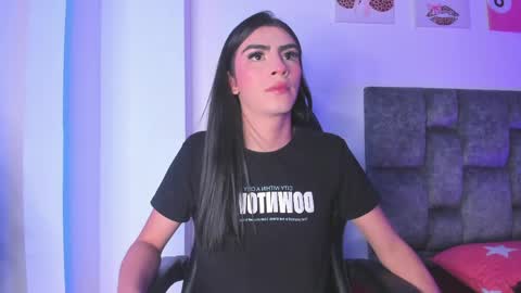 Isabella Moon9 online show from May 2026 11:27:01 AM