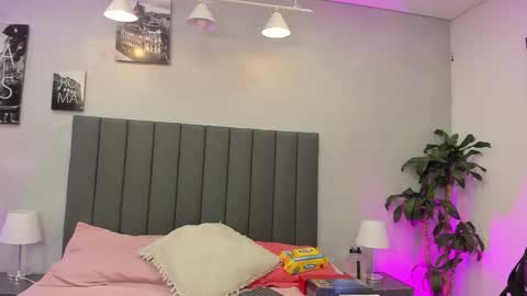 Snapshot of isabella_nowa chatting on February 2026 11:46:02 AM Isabella Nowa online show from February 2026 11:46:02 AM