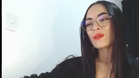 isabella_piercee online show from June 2026 06:56:01 AM