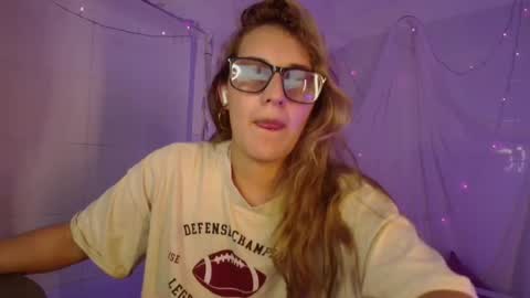 Isabella Rros online show from February 2026 11:43:02 PM