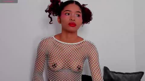 Snapshot of isabella_sex18 chatting on February 2025 01:10:01 AM isabella online show from February 2025 01:10:01 AM