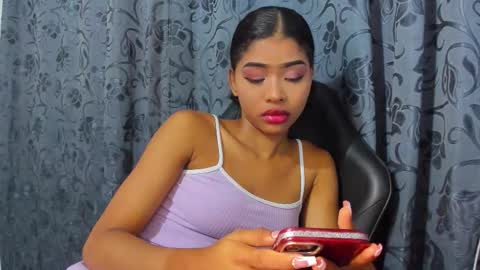 isabella online show from March 2026 01:55:02 AM