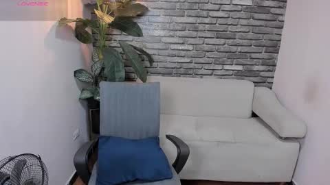 Camila online show from March 2026 11:57:01 AM