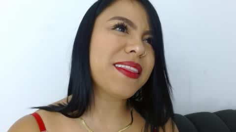 Snapshot of isabella_velvet27 chatting on June 2026 10:53:02 AM Isabella velvet online show from June 2026 10:53:02 AM