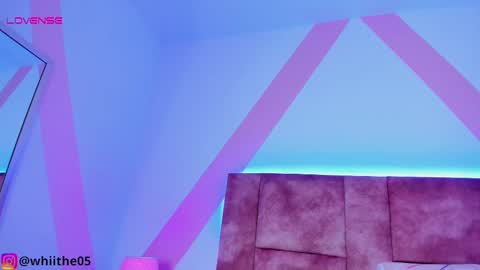 Isabella White online show from February 2025 10:39:02 PM